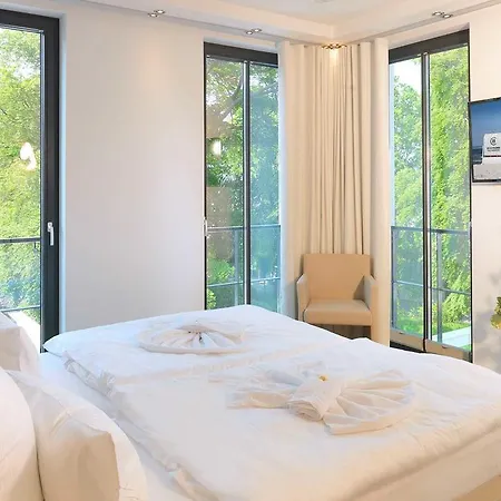 Parkvilla Luxusappartment Augustine Apartment *